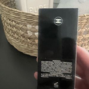 Brand new, Chanel foundation